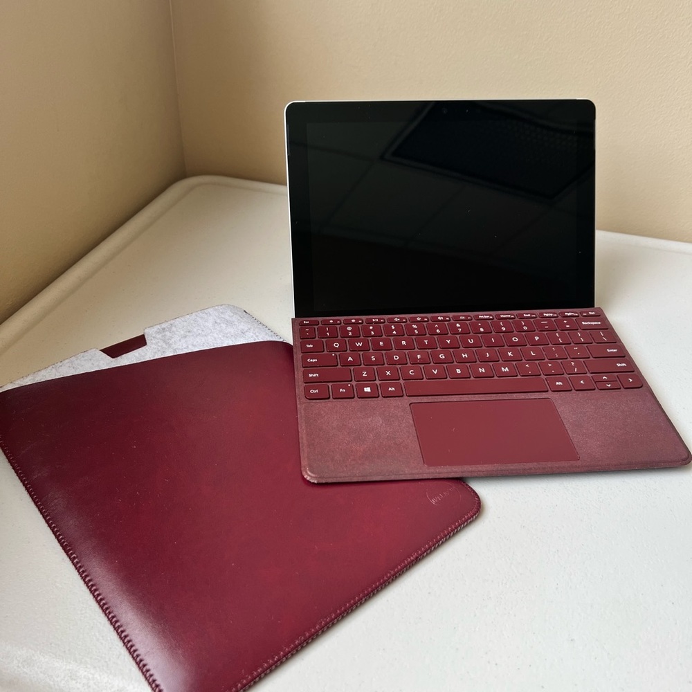 Microsoft Surface Go